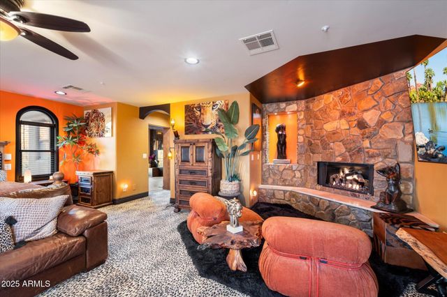 10471 E White Feather Lane, Scottsdale, AZ 85262