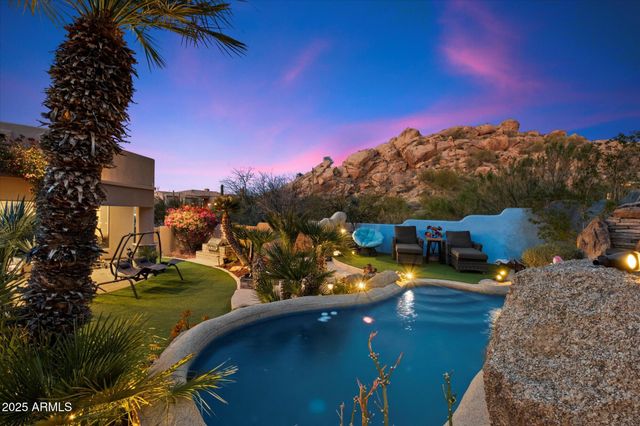 10471 E White Feather Lane, Scottsdale, AZ 85262