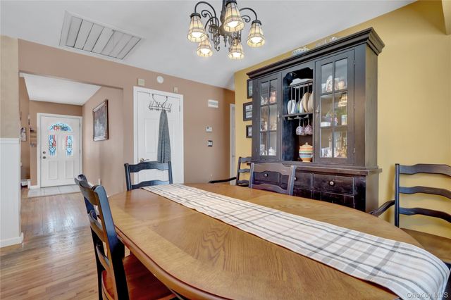 43 Westchester Avenue, West Babylon, NY 11704