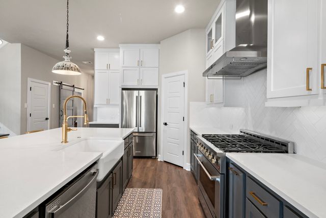 2325 Offerande Drive, Fort Worth, TX 76008