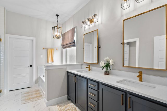 2325 Offerande Drive, Fort Worth, TX 76008