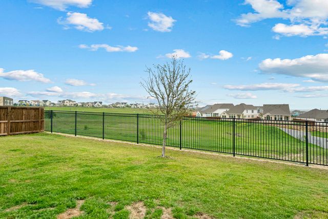 2325 Offerande Drive, Fort Worth, TX 76008
