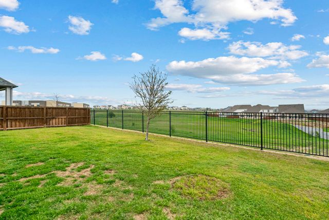 2325 Offerande Drive, Fort Worth, TX 76008