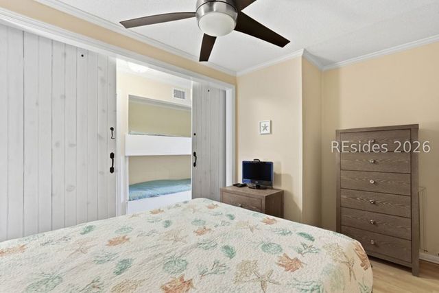 40 Folly Field Rd Apt C251, Hilton Head Island, SC 29928