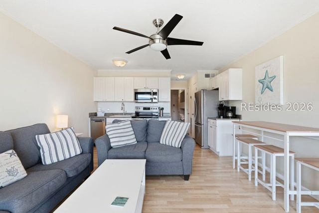 40 Folly Field Rd Apt C251, Hilton Head Island, SC 29928
