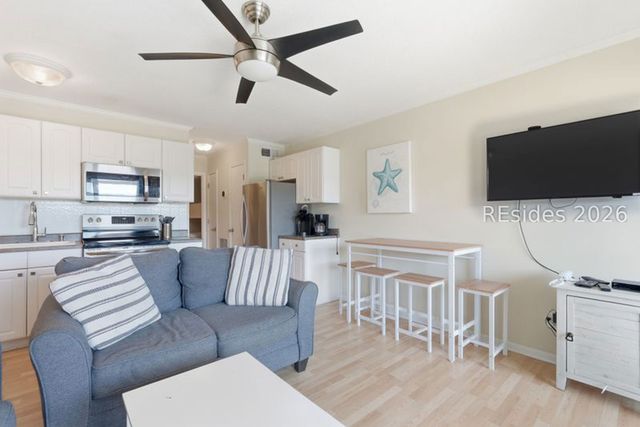 40 Folly Field Rd Apt C251, Hilton Head Island, SC 29928