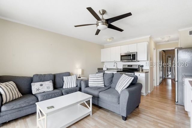 40 Folly Field Rd Apt C251, Hilton Head Island, SC 29928