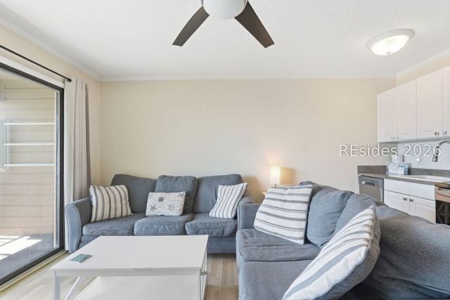 40 Folly Field Rd Apt C251, Hilton Head Island, SC 29928