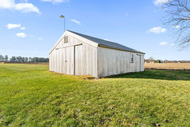 7088 N County Rd 700 W, Rensselaer, IN 47978