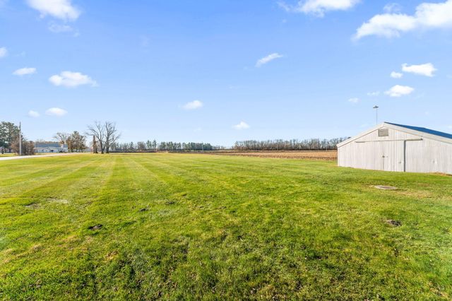 7088 N County Rd 700 W, Rensselaer, IN 47978