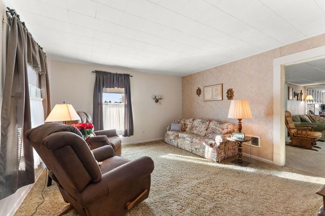 7088 N County Rd 700 W, Rensselaer, IN 47978