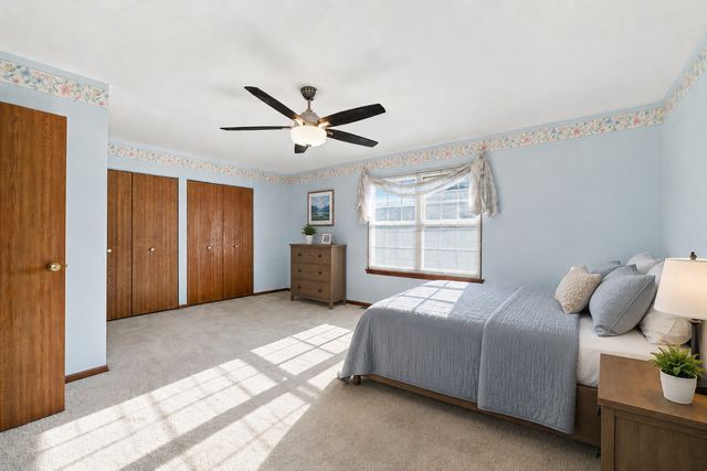 875 N Tamarac Boulevard, Addison, IL 60101