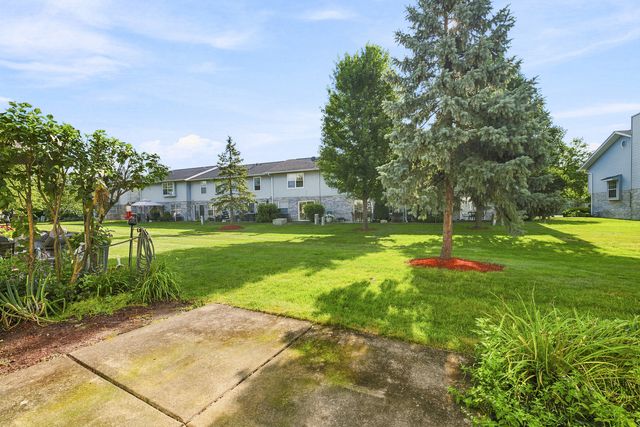 875 N Tamarac Boulevard, Addison, IL 60101