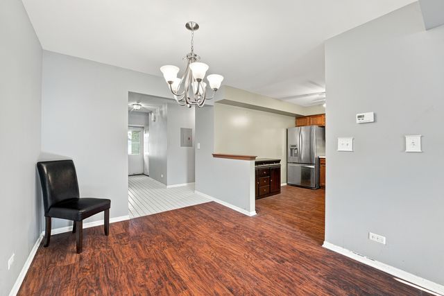 875 N Tamarac Boulevard, Addison, IL 60101
