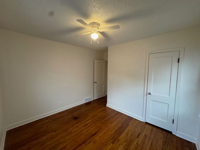2652 Whitewood Avenue, Davenport, IA 52802