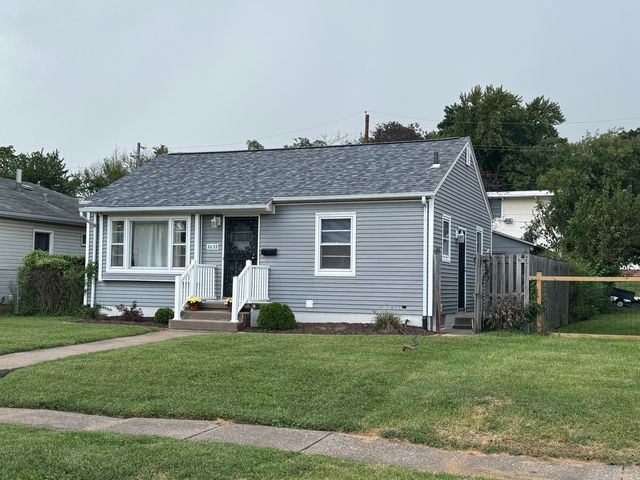 2652 Whitewood Avenue, Davenport, IA 52802