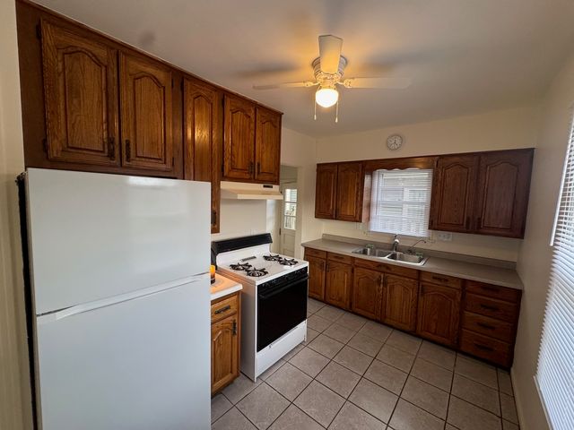 2652 Whitewood Avenue, Davenport, IA 52802