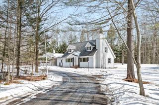 289 Middle Road, Barre Town, VT 05654