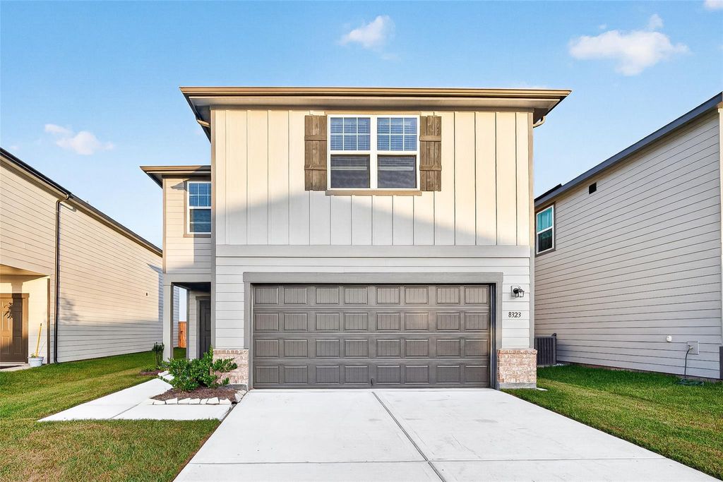 8323 Vacek Crossing Way, Richmond, TX 77469