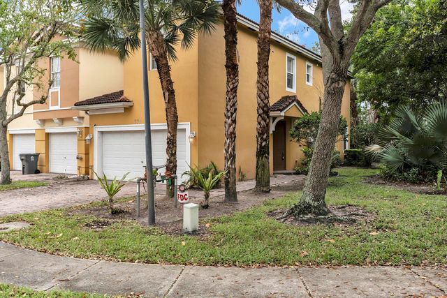 771 Pipers Cay Drive, West Palm Beach, FL 33415