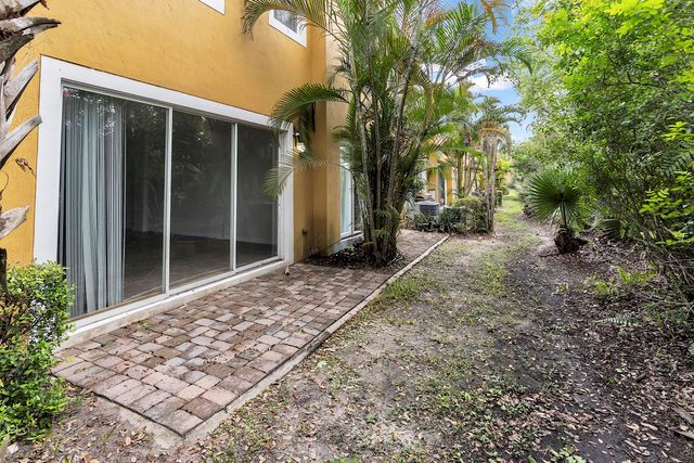 771 Pipers Cay Drive, West Palm Beach, FL 33415