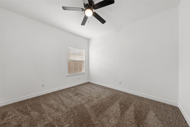 501 Avenue A, Moody, TX 76557