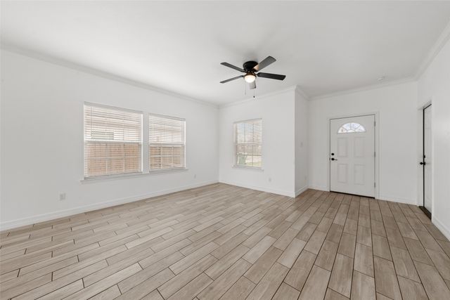 501 Avenue A, Moody, TX 76557