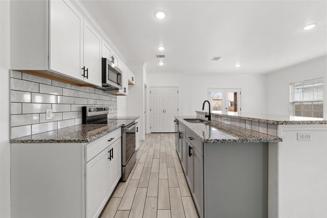 501 Avenue A, Moody, TX 76557