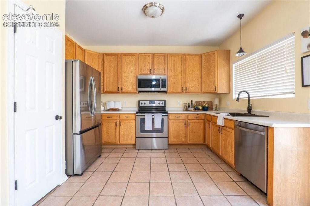 9342 Pony Gulch Way, Colorado Springs, CO 80925 — photo 2