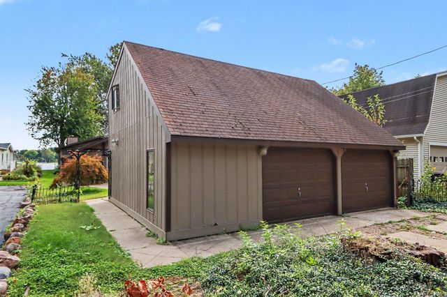 8153 W Long Lake Drive, Pavilion Twp, MI 49048
