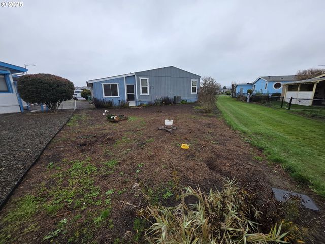 1506 PIONEER Cir, Forest Grove, OR 97116