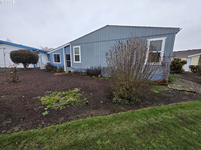 1506 PIONEER Cir, Forest Grove, OR 97116