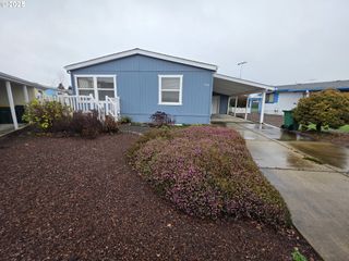 1506 PIONEER Cir, Forest Grove, OR 97116