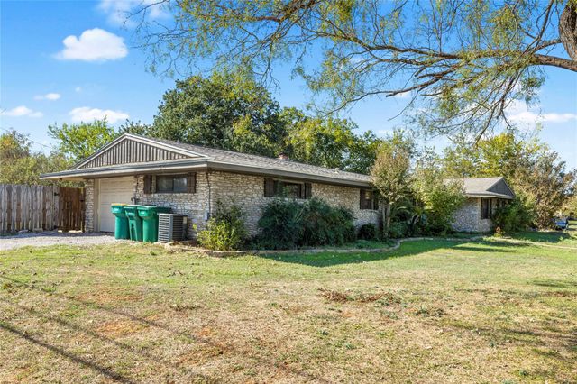 1401 Brazos ST, Marble Falls, TX 78654