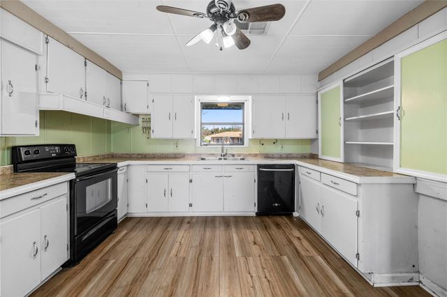 1401 Brazos ST, Marble Falls, TX 78654