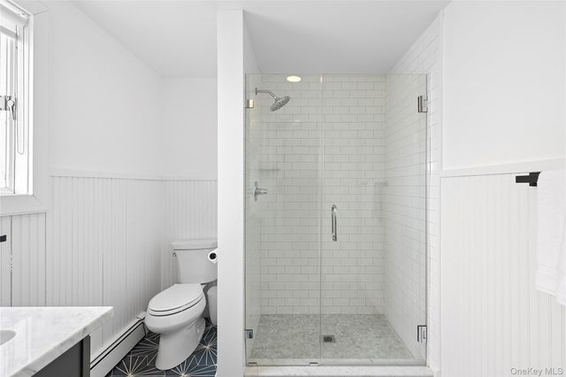 10 Barrett Drive, Hampton Bays, NY 11946