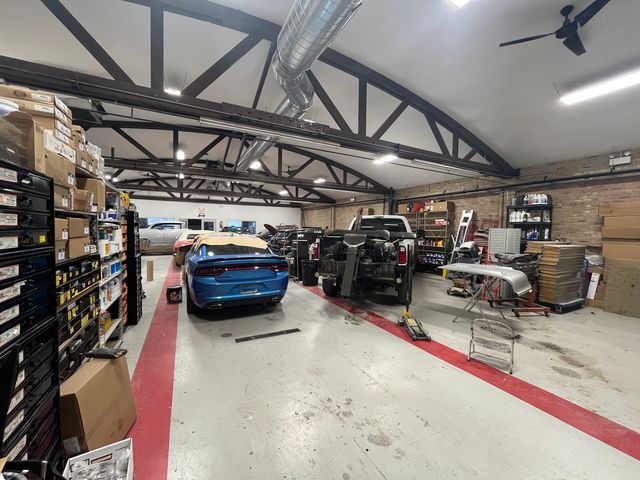 4970 N Elston Avenue, Chicago, IL 60630