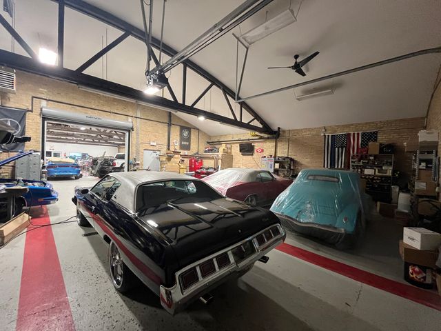 4970 N Elston Avenue, Chicago, IL 60630