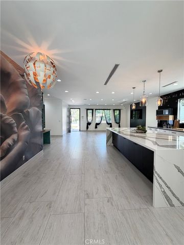 7067 Middlesbury Ridge Cir, West Hills, CA 91307