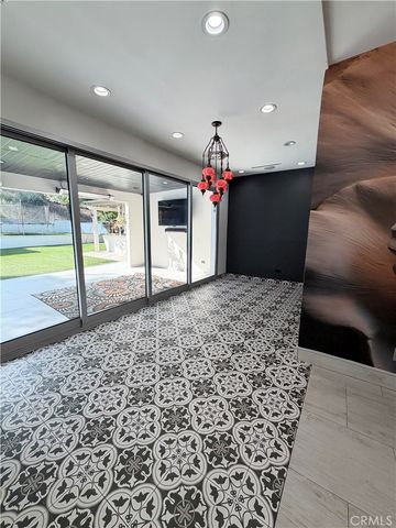 7067 Middlesbury Ridge Cir, West Hills, CA 91307