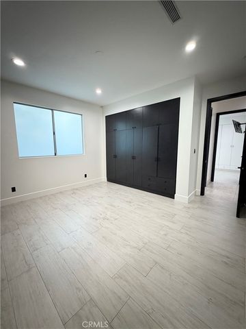 7067 Middlesbury Ridge Cir, West Hills, CA 91307