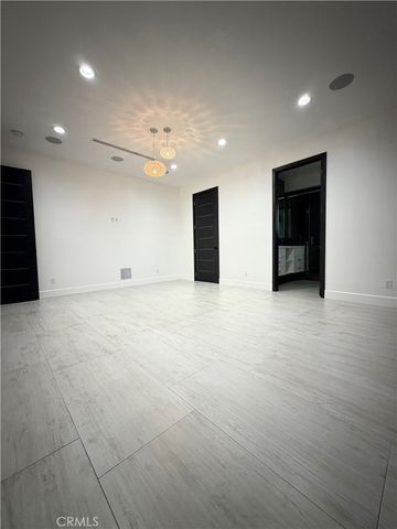 7067 Middlesbury Ridge Cir, West Hills, CA 91307