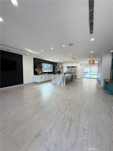 7067 Middlesbury Ridge Cir, West Hills, CA 91307