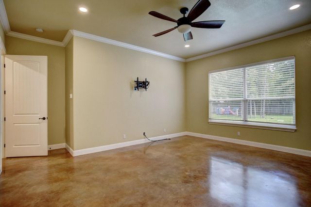115 Pine Point CV, Elgin, TX 78621