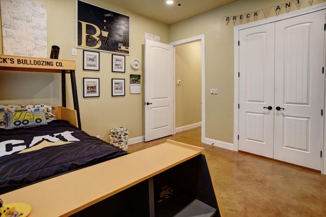 115 Pine Point CV, Elgin, TX 78621