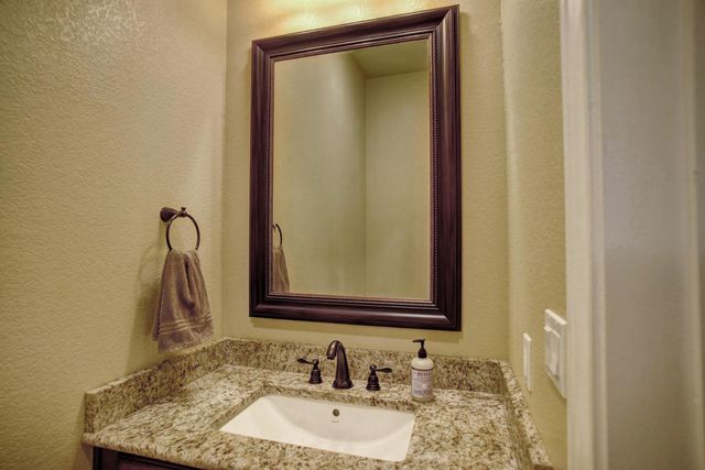 115 Pine Point CV, Elgin, TX 78621