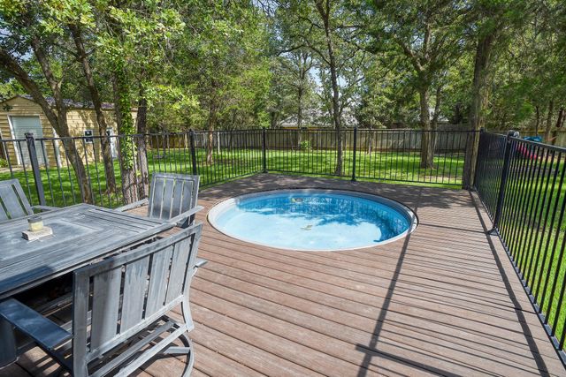 115 Pine Point CV, Elgin, TX 78621