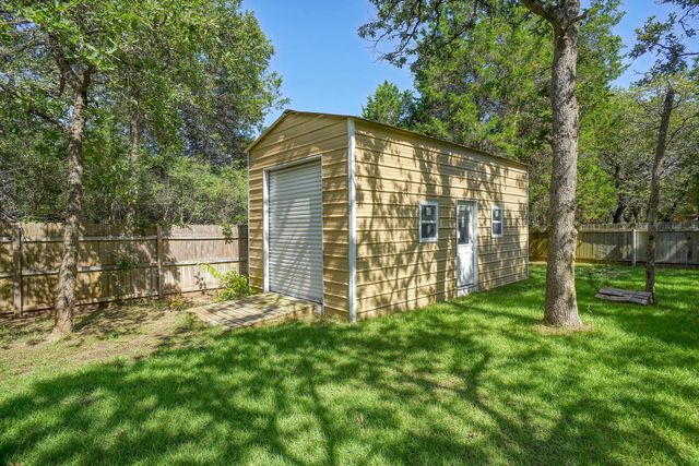115 Pine Point CV, Elgin, TX 78621