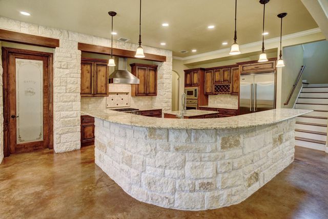 115 Pine Point CV, Elgin, TX 78621