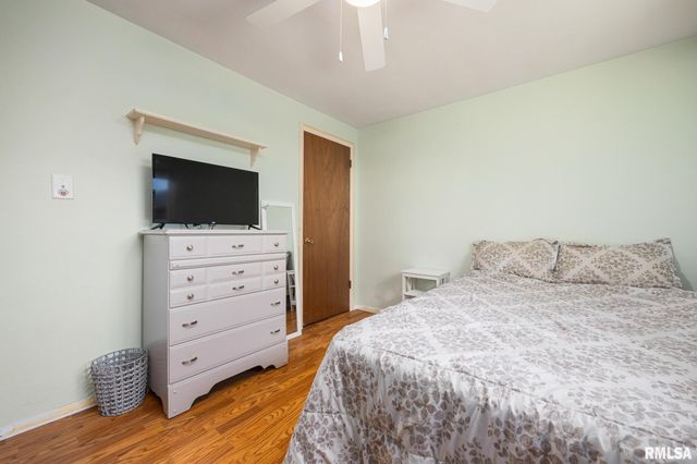 508 W KELLAR Parkway, Peoria, IL 61614